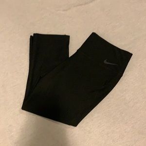 Nike Medium Dri-fit leggings. Mid calf